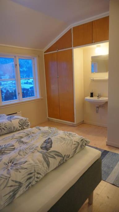 Moonvalley Lodge - Stort & Koselig Hus - Mandalen Екстериор снимка