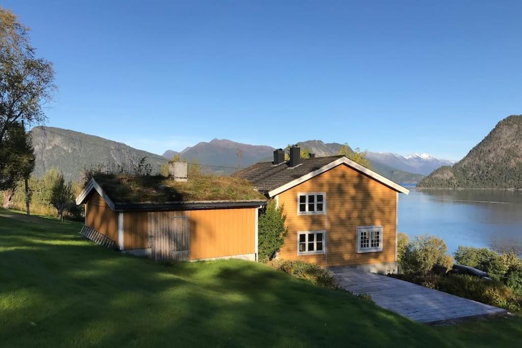 Moonvalley Lodge - Stort & Koselig Hus - Mandalen Екстериор снимка